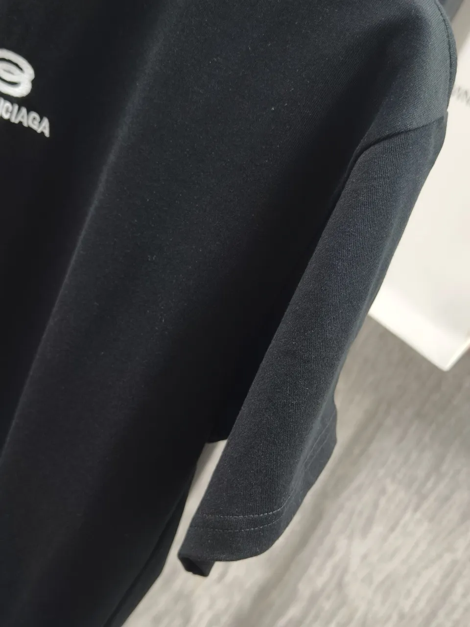 P80🌈🌈 Balenciaga/ New Arrival Classiclogo -【 32 】 - 320G 🔥 Logo ， - ：Black White - Size：S M L XL XXL - Same Style